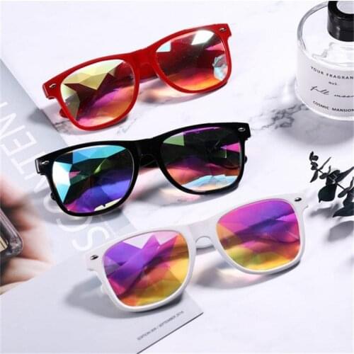 CHUN Kaleidoscope Glasses Women rave festival Sunglasses Men Holographic Glasses Colorful Celebrity Party Eyewear M139