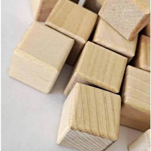 50pcs 2cm Wooden Cubes for Arts and Crafts DIY Photo Blocks Unfinished Natural Wood Blocks for DIY Crafts Kids Toy Home Decor