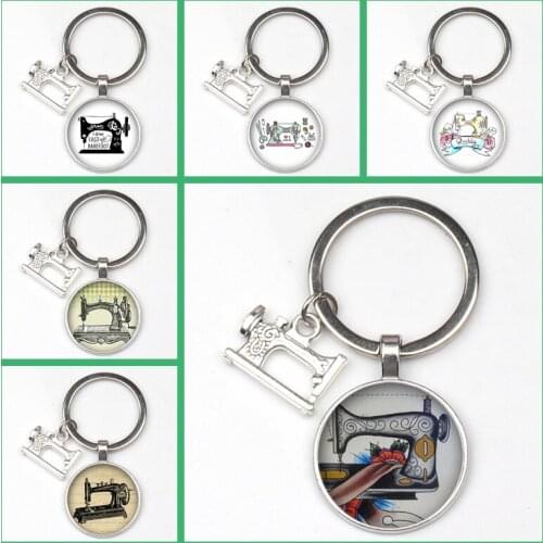 Vintage Sewing Machine Pendant Keychain Grandma Mom Souvenir Jewelry Charm Bag Key Ring Cute Pattern Glass Round Key Chains Gift