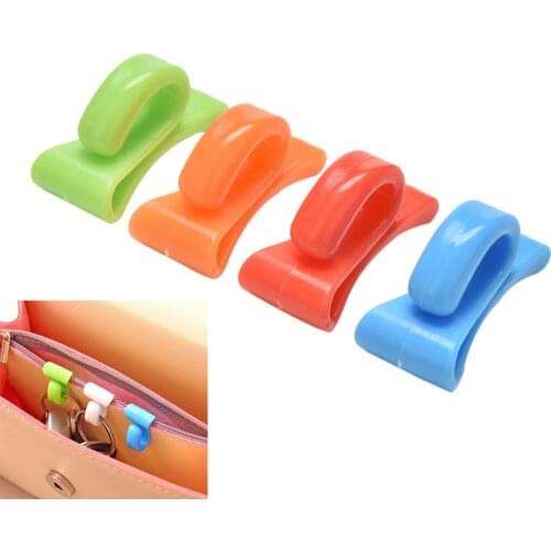 2Pcs Colorful Home Plastic Novelty Clip Holder Mini Cute Anti-lost Hook Within The Bag Key Storage Holder Rack Bag Hooks