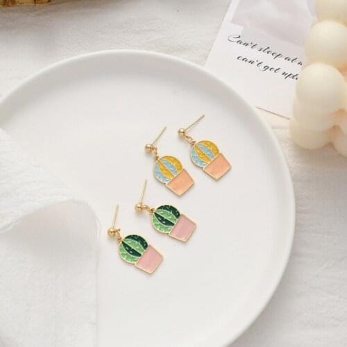 Enthusiasm New Green Cactus Drop Earrings Creative Desert Potted Plant Dangle Earrings for Women Girls Birthday Jewelry Gift