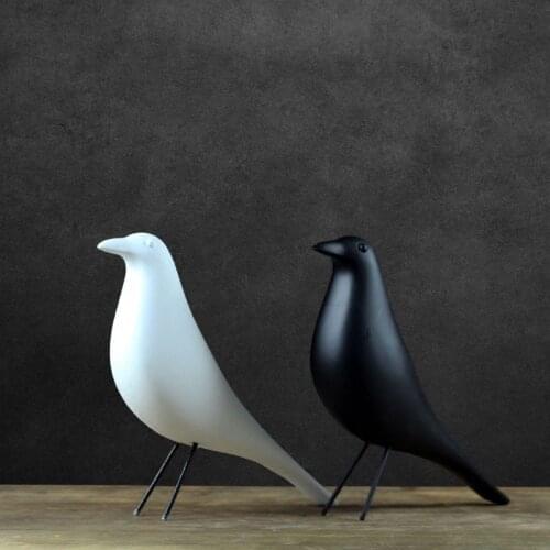 Modern Artificial Bird Sculpture Office Decoration Sculpture Decoration Household Bird Figurines Black White Creative Ornament