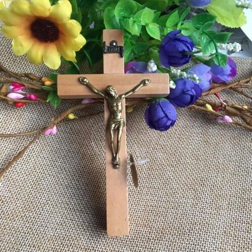 Natural color wooden crucifix/religious wall hanging cross with jesus statue 12cm