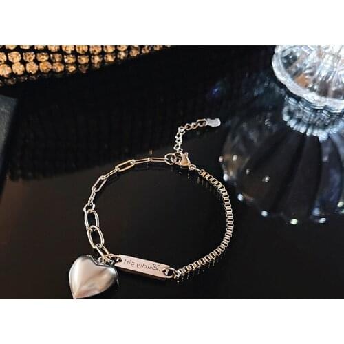 2021 New Trendy Bracelets for Women Metal Love Heart Charm Bracelets Elegant Jewelry Female Delicate Titanium Steel Cuff Bangles