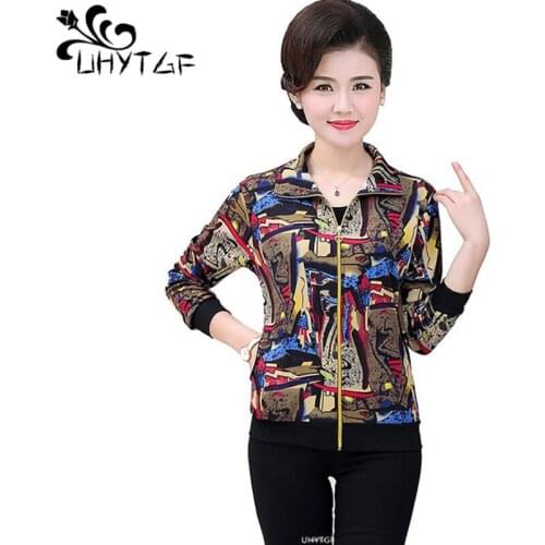 UHYTGF Spring Autumn Jacket Women Fashion Printing Long-Sleeved Casual Short Outerwear Zipper Loose Thin 5XL Plus Size Coat 1719