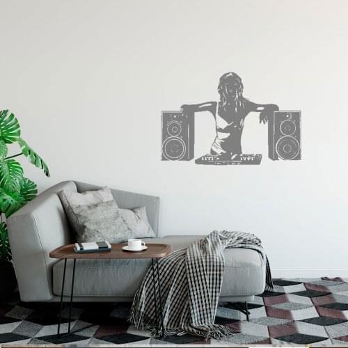 Beautiful Girl Wall Decal Heart Listen Music Stereo Headphones Vinyl Window Decal Woman Bedroom Living Room Home Decor DW4770