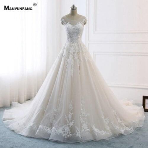 Luxury O-Neck Short Sleeve Cathedral Train Wedding Dress Elegant Embroidery Appliques Tulle Lace Up Back Bridal Ball Gown