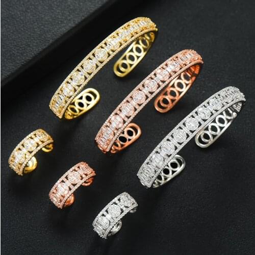 Soramoore Fashion Bracelets