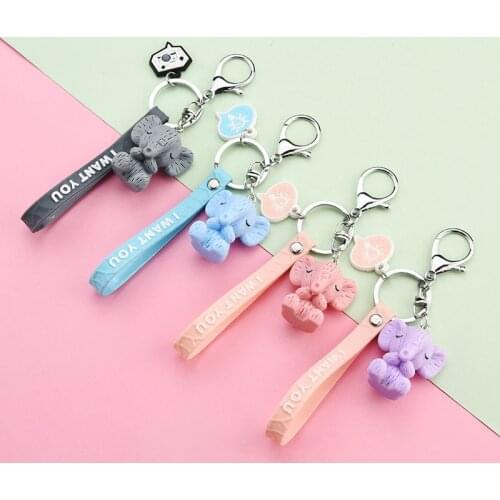 Fashion Resin Elephant Keychain Pendant Couple Car Bag Key Ring Accessories Creative Cartoon Doll Key Chains Gift