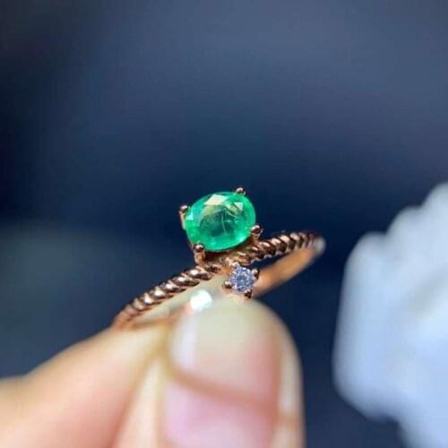Natural emerald ring, fashionable, gem quality, deep color, 925 silver, customizable size number