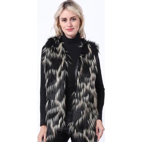 New Faux Fur Vest Jacket Women 2019 Covered Button Sleeveless Winter Coat Women Imitation Fox Fur Brief Coat Vestidos BCD1507242