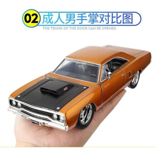 1:24 Die Cast Models Cars automobiles Alloy Vehicle gld3 Coche Toys for Children 1/24 1970 Plymouth ROAD RUNNER Sports Car