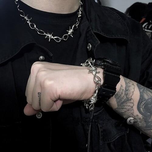 HZ 2019 Korean Hip Pop Thorns Cool Chocker Vintage Pendant Metal Short Chain Necklace For Women Men Gothic Jewelry Gifts