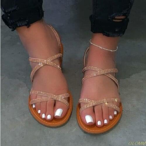 Spring/summer new women 2020 flat casual slippers outdoor wild sandals home durable beach banquet cross rhinestone lip flop ms