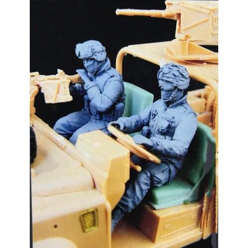1/35 Scale Resin Figure US Crew (No Car)