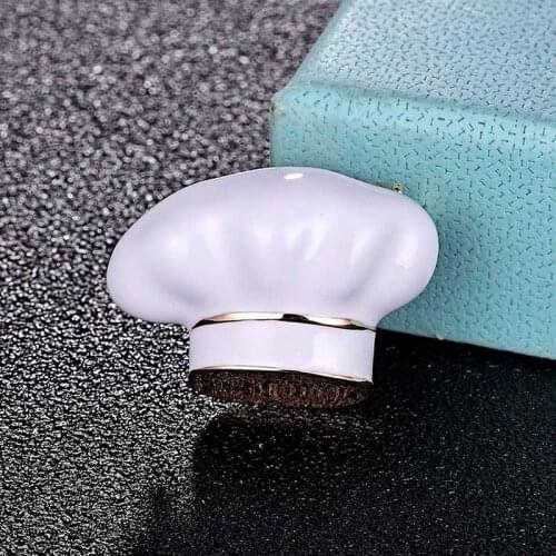Zlxgirl Fashion White Enamel Chef Hat tool Shape Brooch Crystal Pins Brooches For Women Kids Scarf hats Clothes accessory