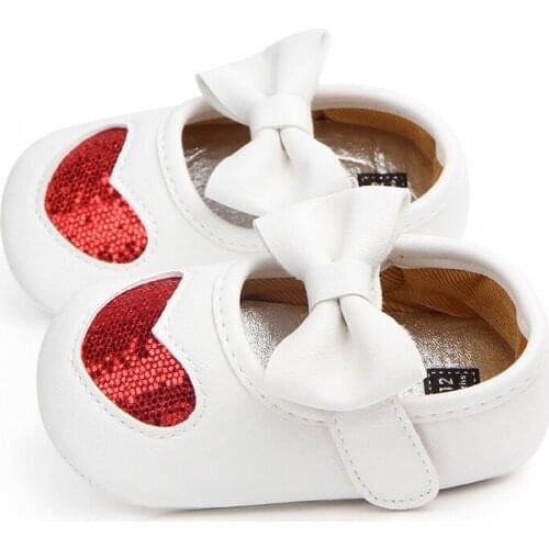Cute Newborn Baby Girl Shoes First Walkers Love Heart Sequin Bow Princess Shoes Enfant Moccasins PU Soft Sole Toddler Shoes Girl