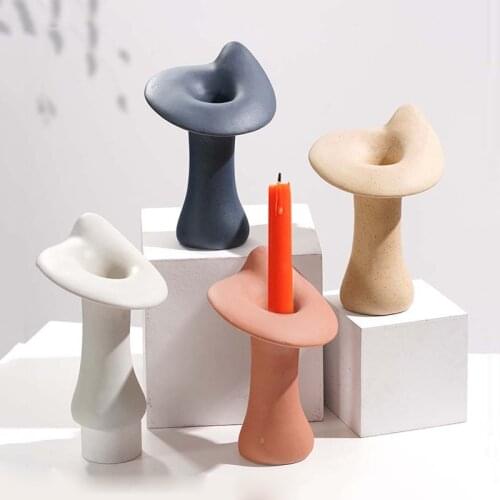 New Design Ceramic Candle Holder Abstract Decoration Miniature Model Dinner Party Decor Props Home Decor Candlestick Ornament