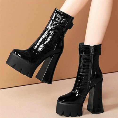 Chic Shoes Women Genuine Leather High Heel Motorcycle Boots Female High Top Round Toe Chunky Platform Pumps Shoes Casual Shoes