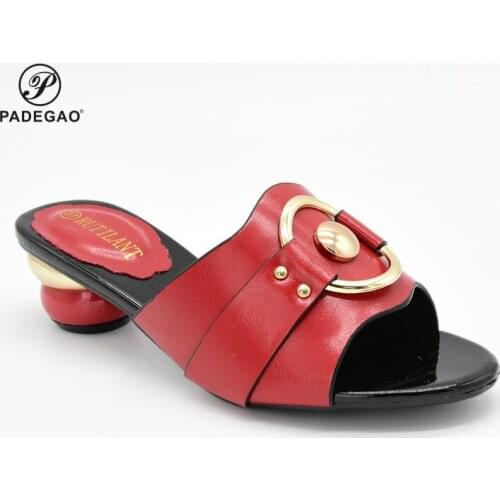 2020 Early spring New Design Shoes in Red Color Italian Women Party Shoes without Bag Set with Crystal for Party