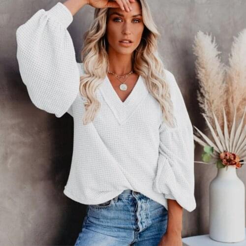 Autumn/Winter New Fashion Womens Loose V-Neck Knitwear Lantern Sleeve Top White Shirts