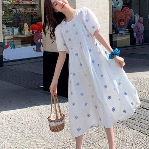 Autumn womens mid-length dress Korean pure color pleated puff sleeve dress sweet and elegant doll loose dress 15719