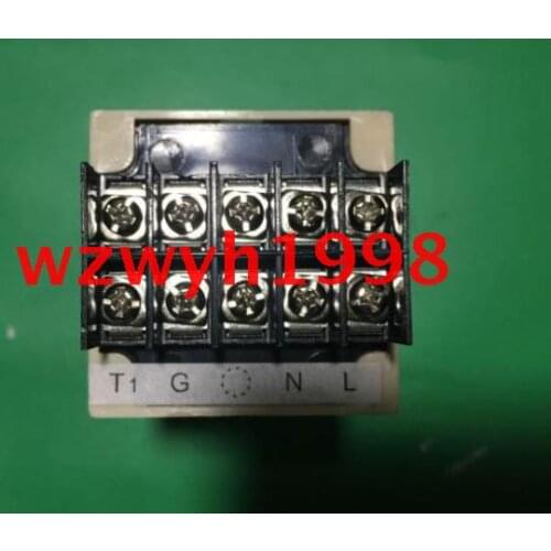 The store manager recommends YUWENSANCHANG bottle blowing machine SCR-100 rotary oven dedicated voltage regulator