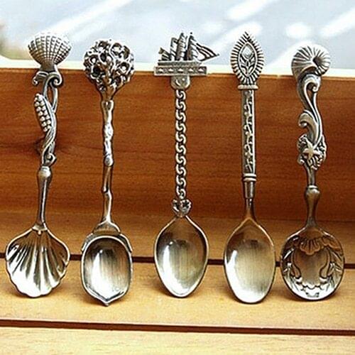 5Pcs Retro Gothic Pattern Carved Coffee Tea Snacks Sugar Kitchen Cutlery Dining Bar Flatware Mini Dessert Spoon For Snack