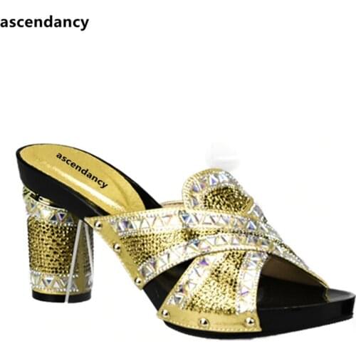Latest Gold Italian Ladies Sexy High Heels Pumps New Arrival Rhinestones Design Ladies Pumps African Sandal Shoes for Parties