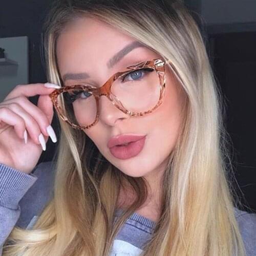 ThinkeyLens Women's Glasses And Cases