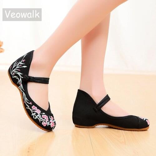 Veowalk Vintage Women Flower Embroidery Canvas Ballet Flats Ladies Casual Walking Shoes Soft Ballerinas Black White Red