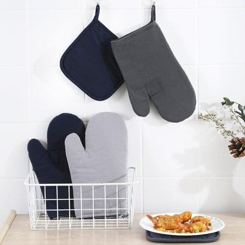 Extra-Thick Heat-Resistant Gloves For Household Microwave Oven Baking Tools