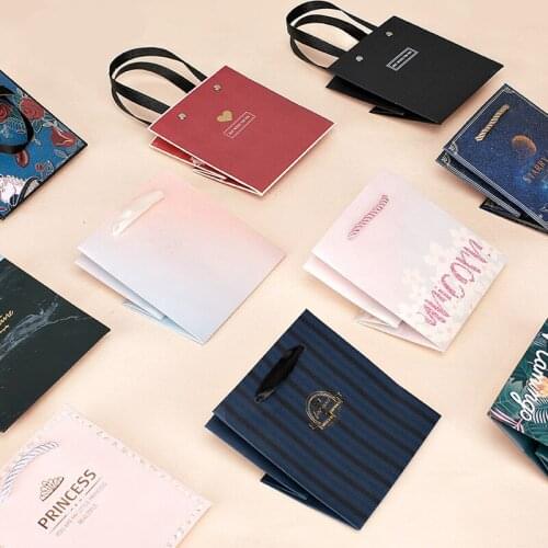 10Pcs High Quality Shopping Bags for Boutique 13.5x9x14.5cm Cute Packaging Bags Thicken Kraft Paper Bag Gift Bags with Handles