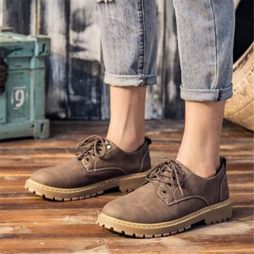 2019 Autumn England Retro Leather Mens Shoes Tendon Soft Bottom Casual Shoes Platform Black Fashion Tooling Shoes Martin Shoes