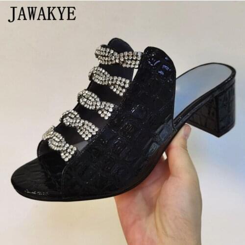 New Peep Toe Crystal Block Heels Women Rhinestone Slides Stone Grain Leather Hollow Out Party Dress Slippers Sexy Women Sandals