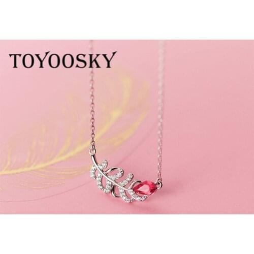 Authentic 925 Sterling Silver Fashion Feather Twinkling CZ Pendant Short Sweater Necklace For Women Silver 925 Charms Jewelry