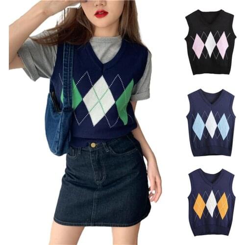 Womens vest Spring and Autumn Vintage V-neck Knitting Sleeveless Sweater Loose Diamond Knit Vest Top for Daily and Party
