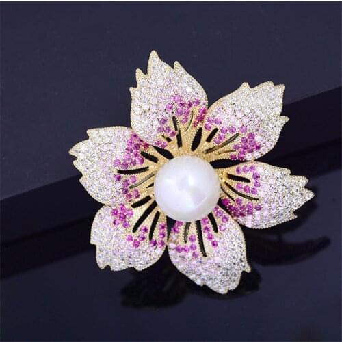 Luxury AAA Zircon Rhinestone Flower Brooch Pin Vintage Crystal Pearl Pins and Brooches for Women Accessories Christmas Jewelry