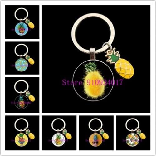 New creative cute pineapple pendant keychain glass round key ring handmade men and women fashion bag charm fruit souvenir gift