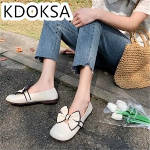Spring 2021 New Soft Leather Single Shoes For Women With Flat Bottom Matching Vintage Fairy Grandma Shoes With Bow Soft Sole