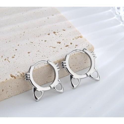 New Fashion Sweet Cats Paw Stud Earring For Women Girls Wedding Party Cute Hollow Cat Earring Ear Buckle Jewelry For Gifts