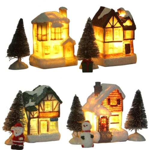 Christmas DIY Doll Tiny House with Tree and Figurine Decorations LED Light Xms Gift