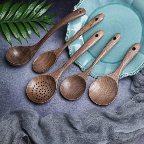 Hot 7 Pcs Wooden Kitchen Cooking Utensil Set Wooden Soup Ladle Black Walnut Wooden Spoons Spatula for Cooking Mixing Spoon