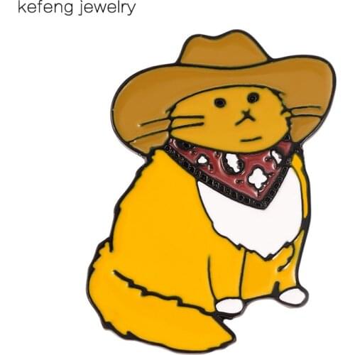 Cat Wear a Straw Hat Enamel Pin Brooches Cartoon Creative Metal Brooch Pins Denim Hat Badge Collar Jewelry 1pcs