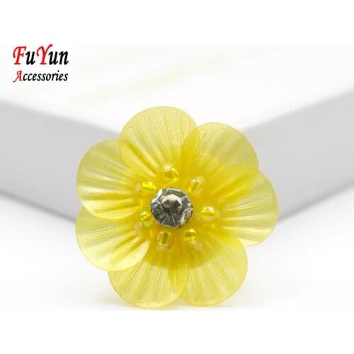 10pcs Yellow frosted shell shape sequins flowers patches accessories 3D Rhinestones flowers decorative personality hat shoe 3cm