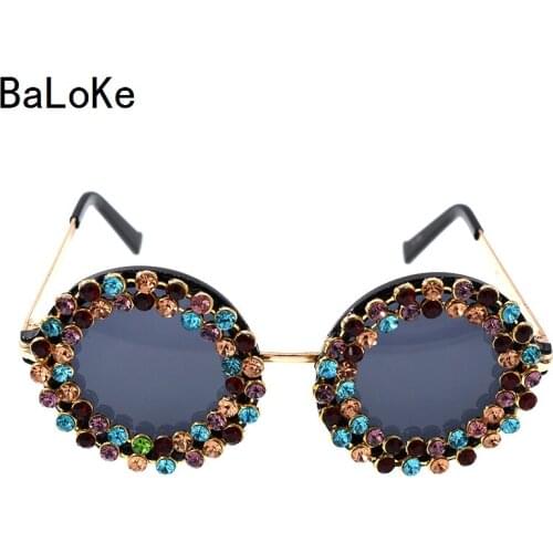 Baroque Retro Crystals Decoration Oversize Round Sunglasses for Women Vintage Glasses Shades Sun Sunglasses