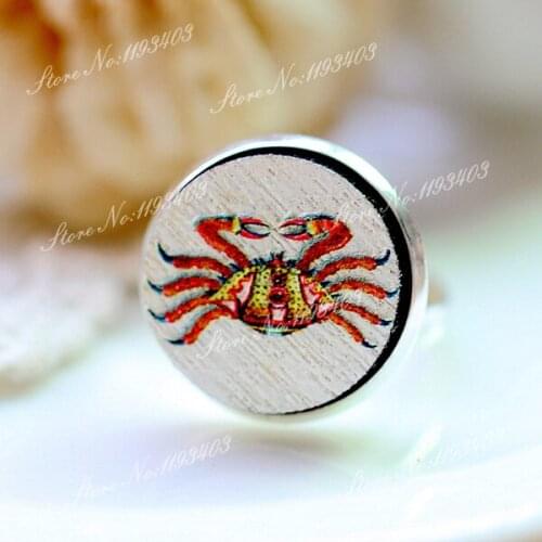 Unique 3D Crab Embossed 16mm Round Coloured Drawing pattern Laser Cut wood Cabochon DIY for Rings, Earring,Brooch,Necklace