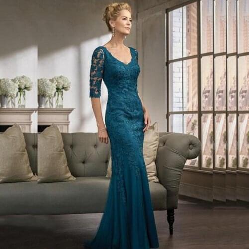 2021 New Arrival Teal Blue Lace Applique Deep V Neck Mother of the Bride Dresses With Three Quarter Sleeve Wedding Party Gowns