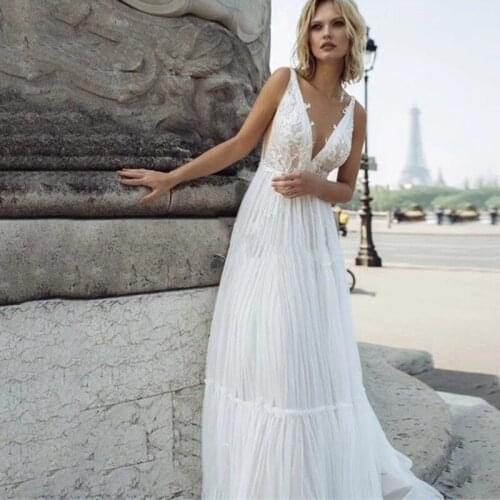 Boho Deep V-Neck Wedding Dress Simple Pleat Lace Appliques A-Line Button Sleevelesss Floor-Length Bride Gown Vestidos de novia