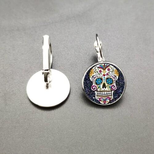 New Retro Skull Skull Earrings Glass Cabochon Earrings Handmade Alloy Halloween Gift